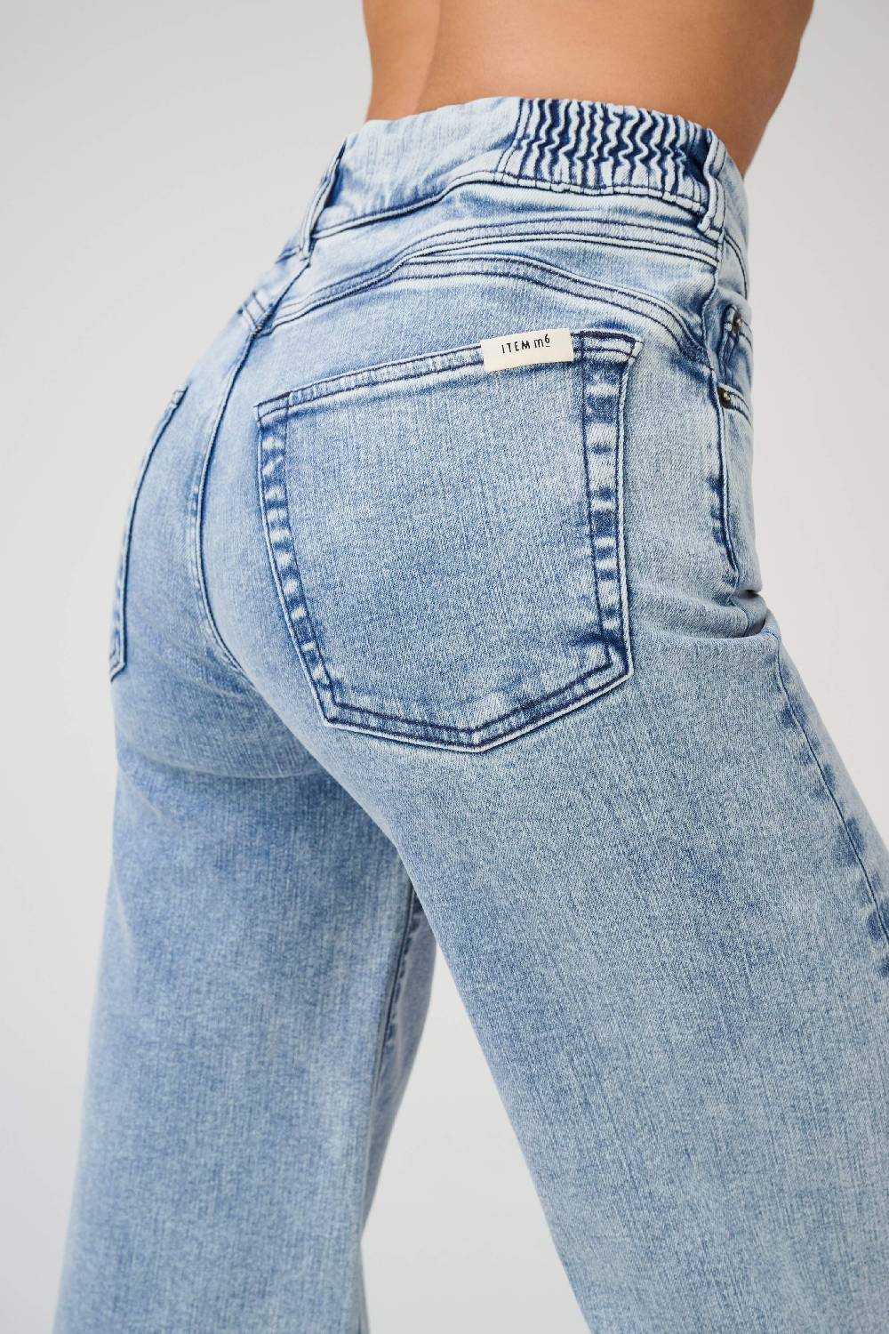 Item M6 Wide Legged High Rise Denim Günstiger Verkauf
