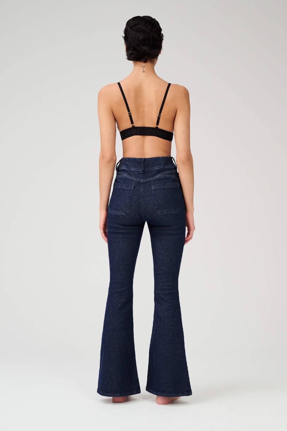 Item M6 Flared High Rise Denim Fabrikverkauf