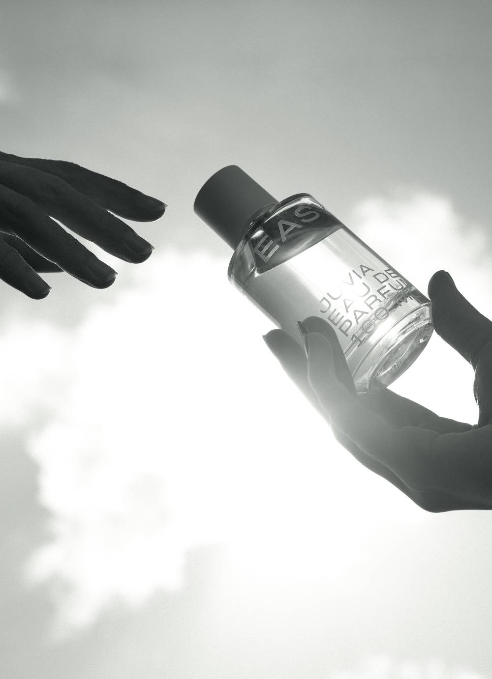 Juvia EASY for her - Eau de Parfum Im Verkauf