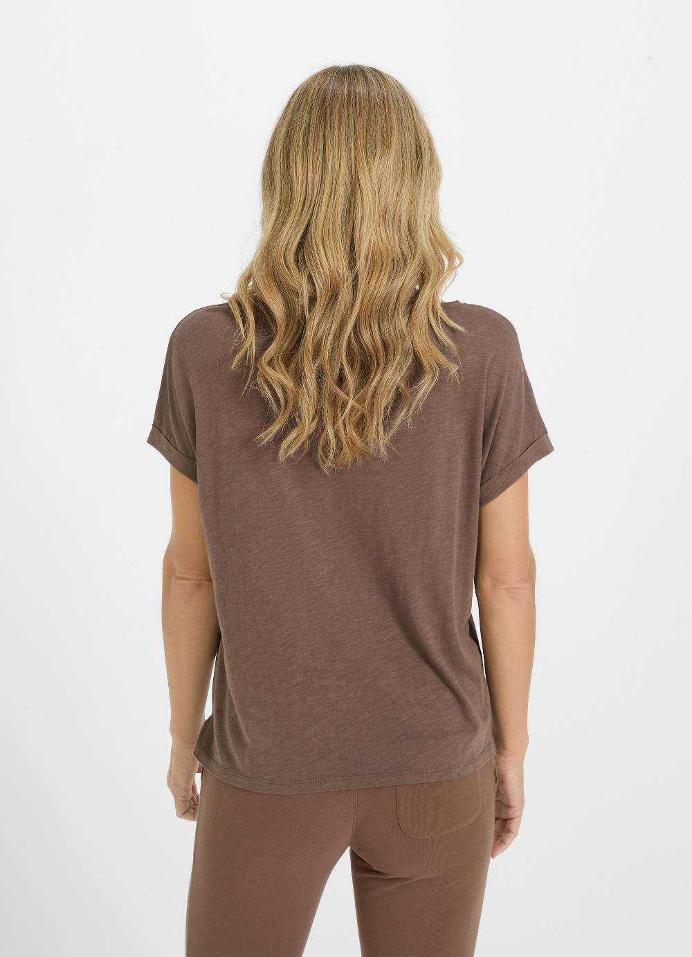 Juvia Boxy - T-shirt Rabatte dieses Monats