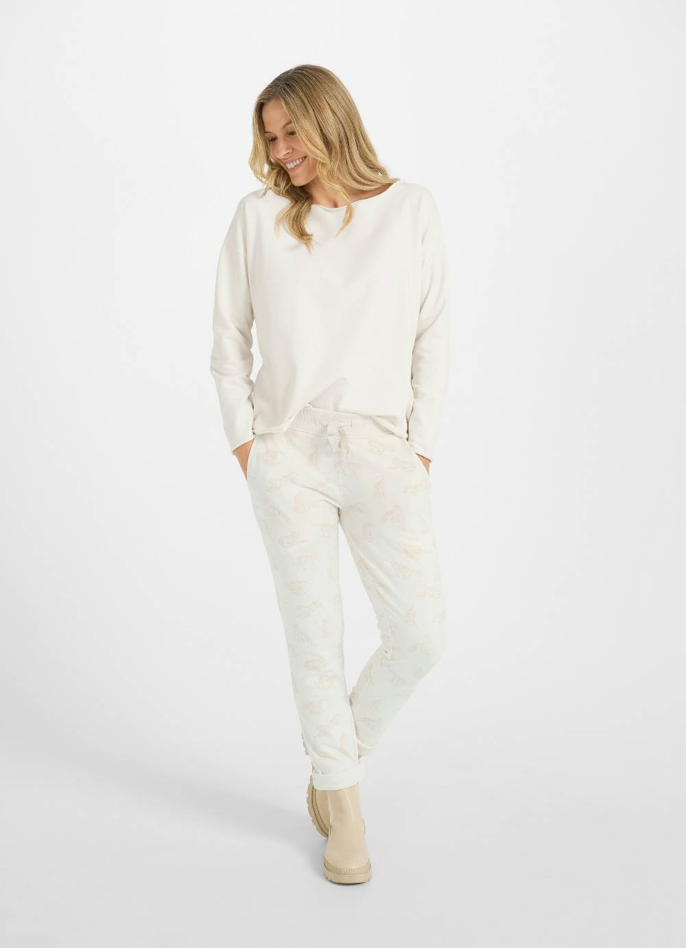 Juvia Loose Fit - Sweatpants Zeitlich begrenztes Angebot