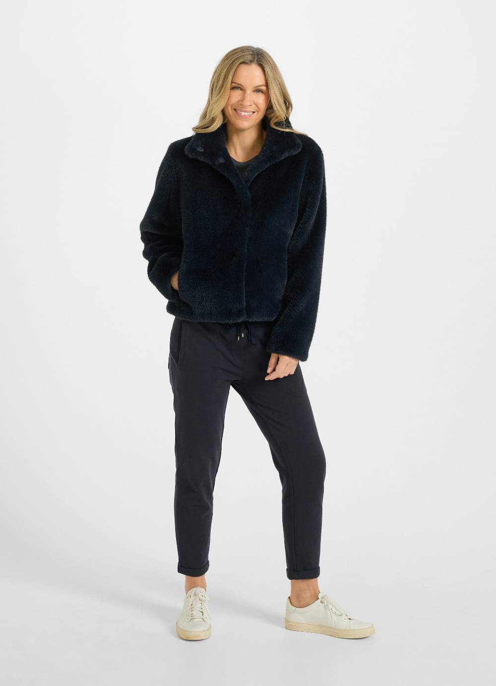 Juvia Faux Fur - Jacke Blitzangebot