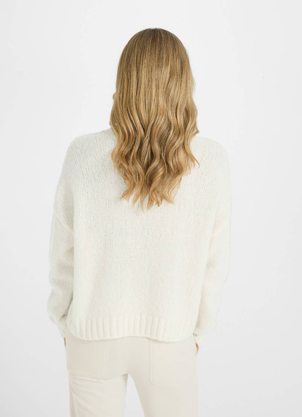 Juvia Pullover 50% Rabatt mit kostenlosem Versand