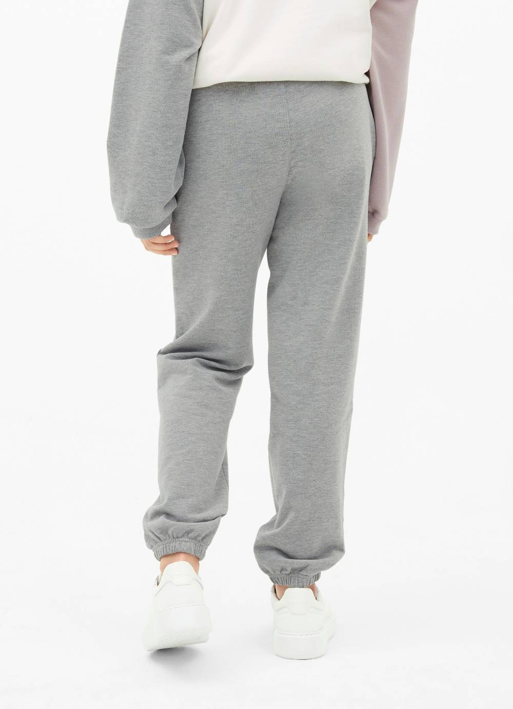 Juvia Loose Fit - Sweatpants Bis zu 50% Rabatt