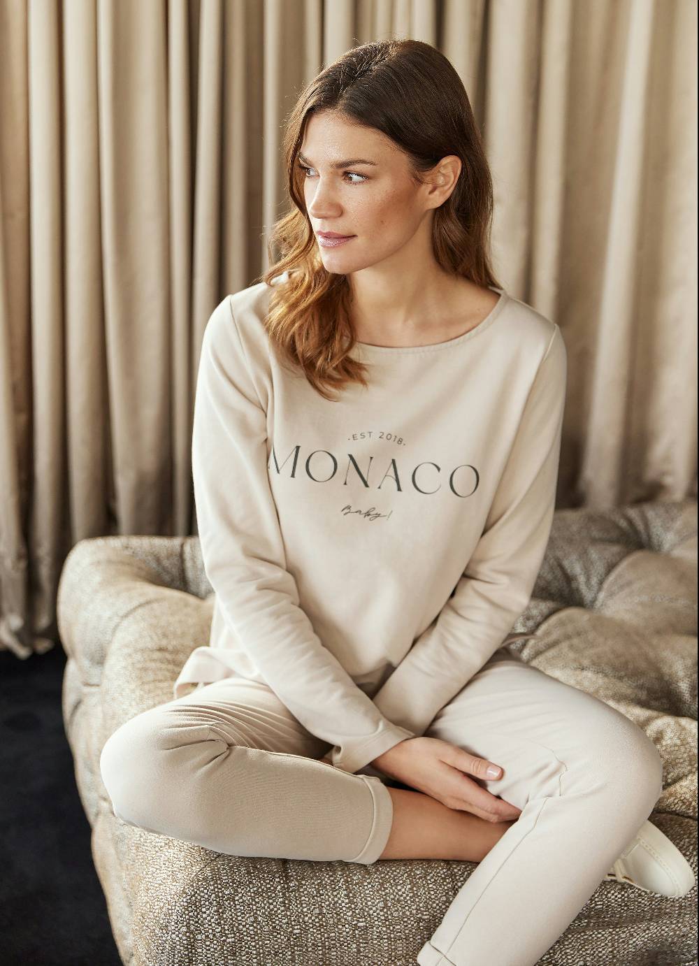 Juvia Fleece Trousers "Monaco Baby!" Top Angebot