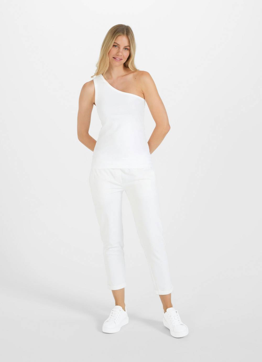 Juvia Asymmetrisches Top Fabrikpreis