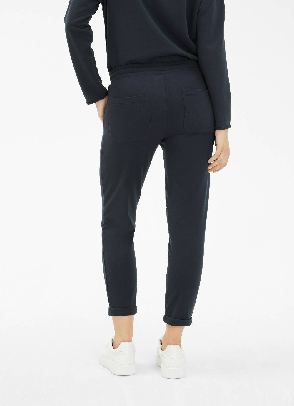Juvia Casual Fit - Sweatpants 50% Rabatt mit kostenlosem Versand
