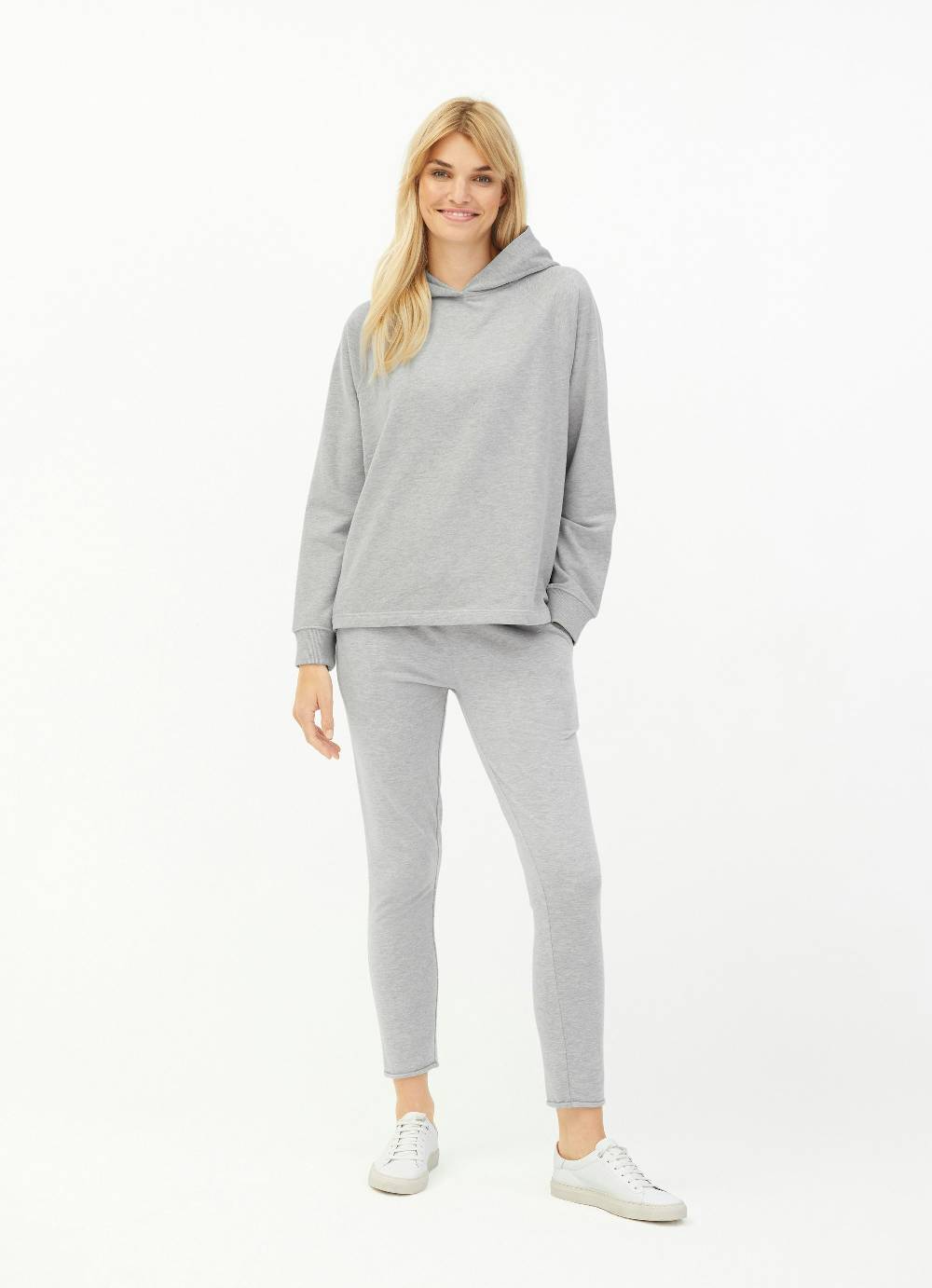 Juvia Hoodie Cyber Monday