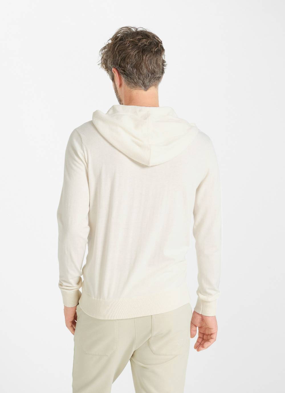 Juvia Strick Hoodie Nur noch ein Tag übrig