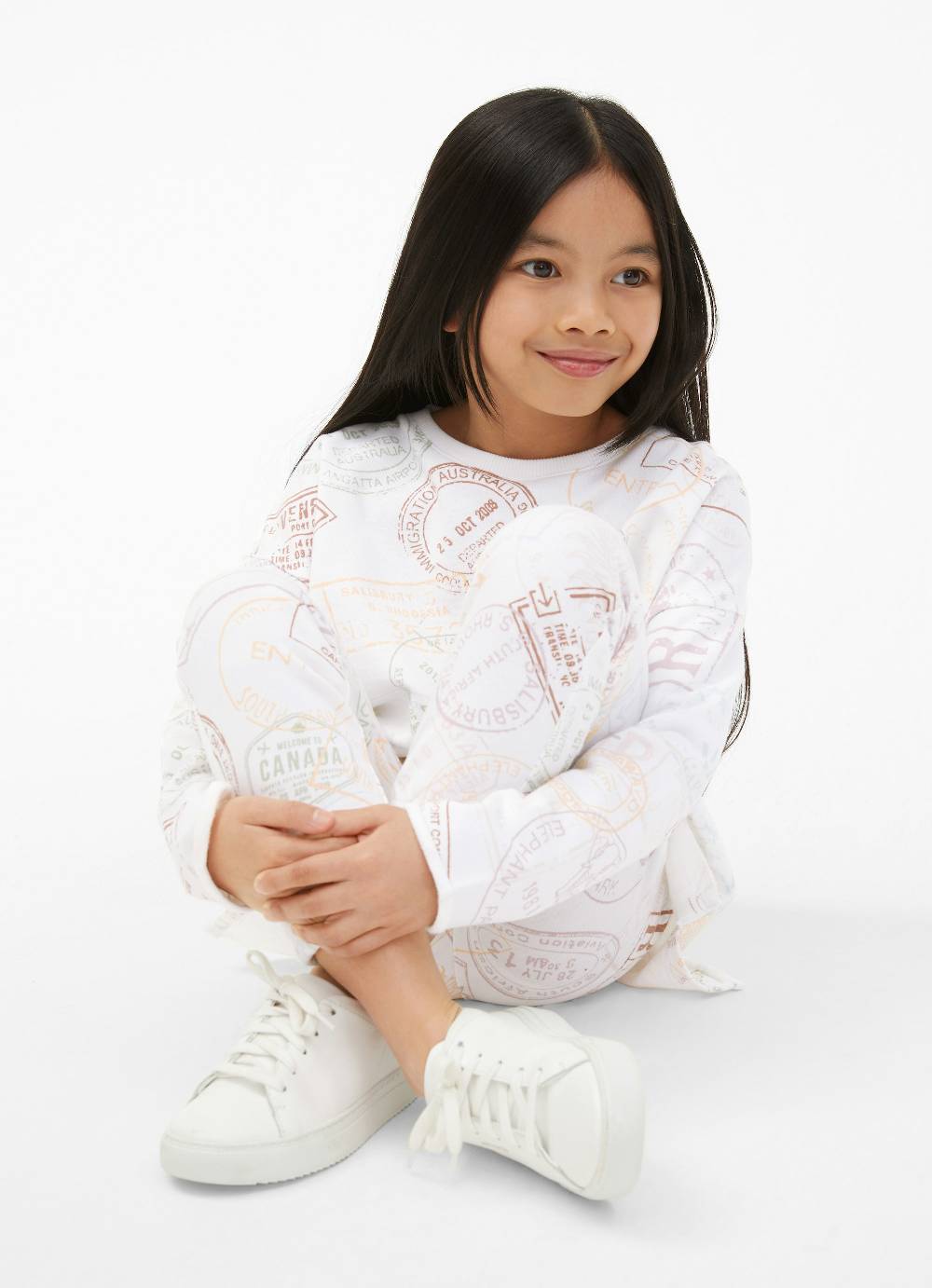 Juvia Sweatpants Top Angebot