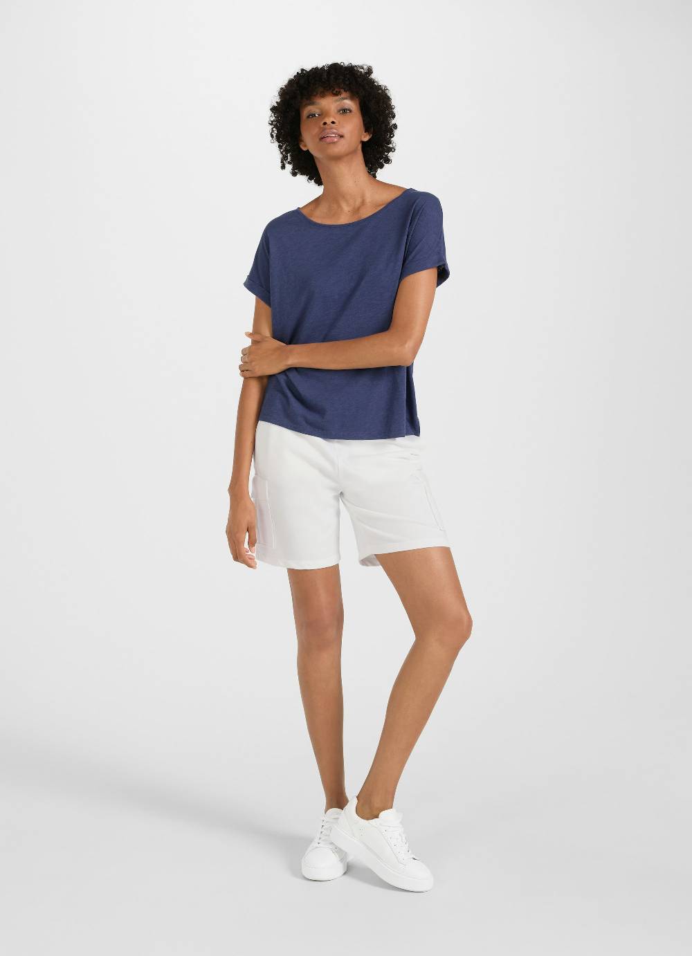 Juvia Boxy - T-shirt Clearance-Verkauf