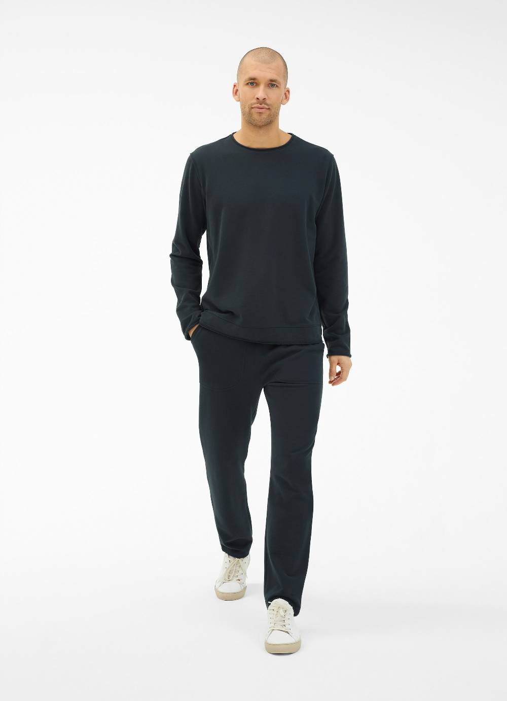Juvia Sweatshirt Online Shopping