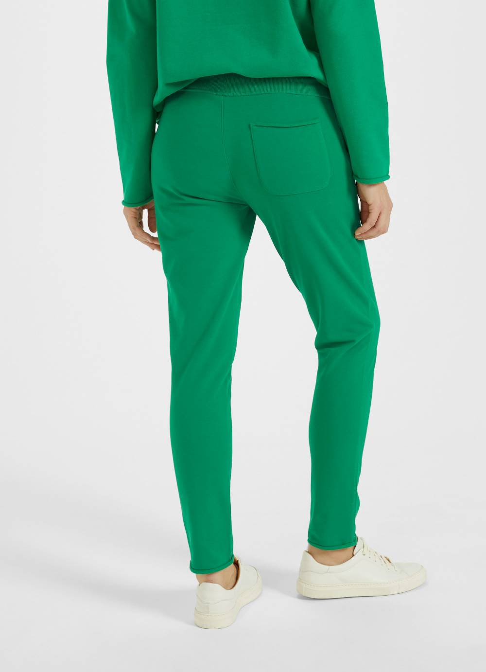 Juvia Slim Fit - Sweatpants Super Sparpreis