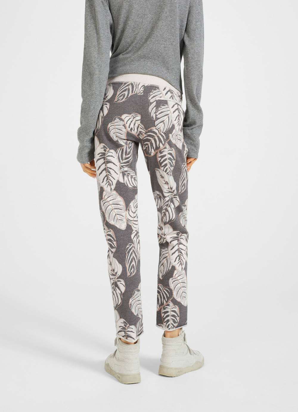 Juvia Slim Fit - Sweatpants Speichern exportieren
