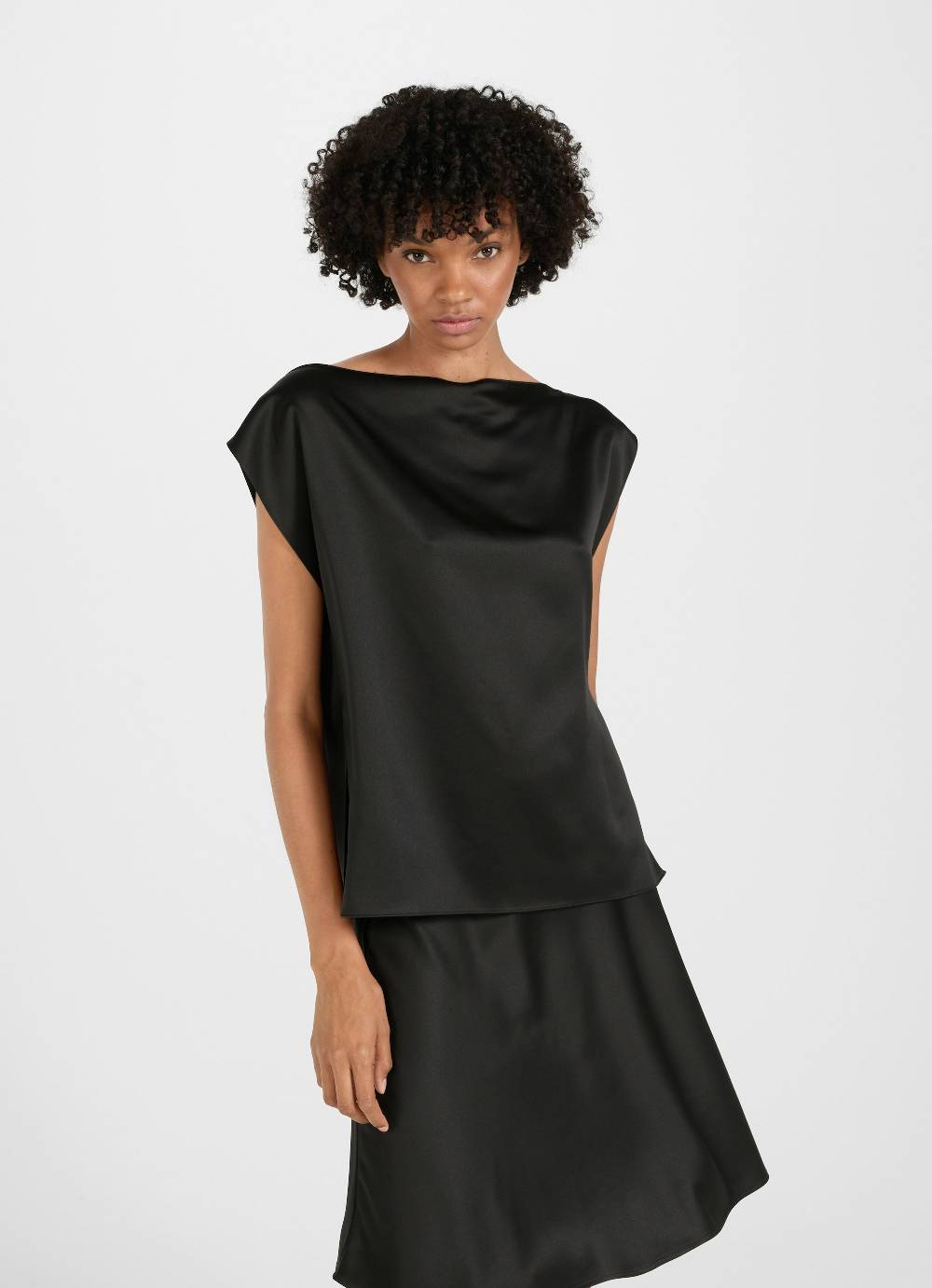 Juvia Satin - Shirt Exklusive Angebote