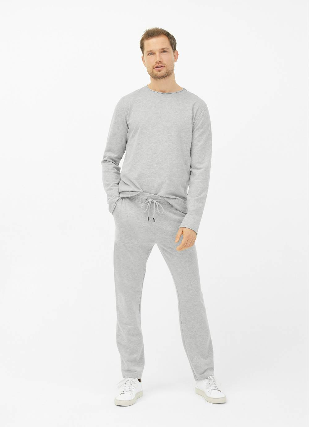 Juvia Regular Fit - Sweatpants Rabatt