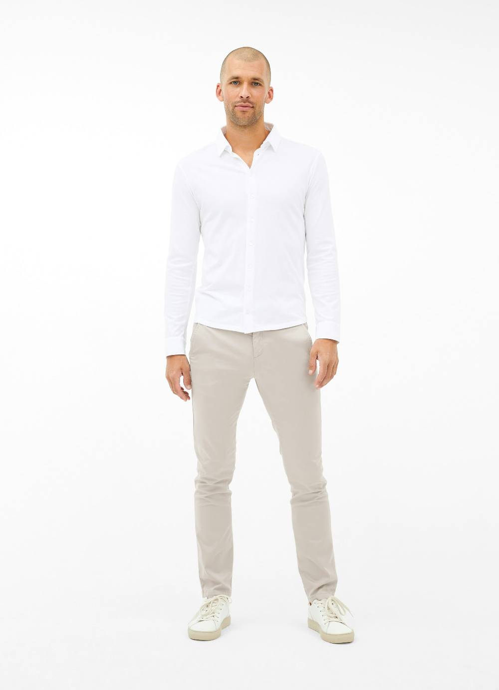 Juvia Regular Fit - Chino Letzte 3 Tage