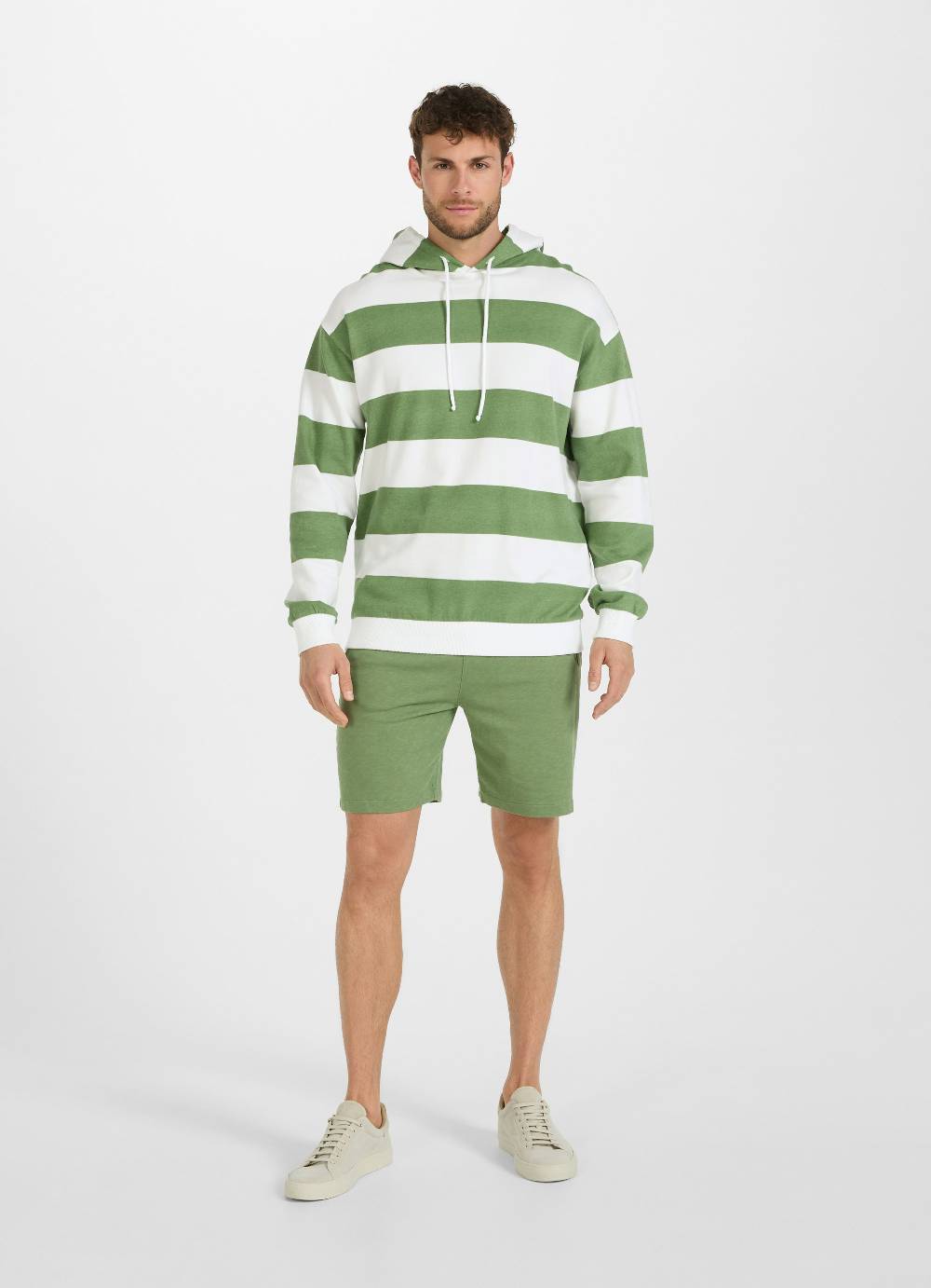 Juvia Hoodie Versandkostenfrei