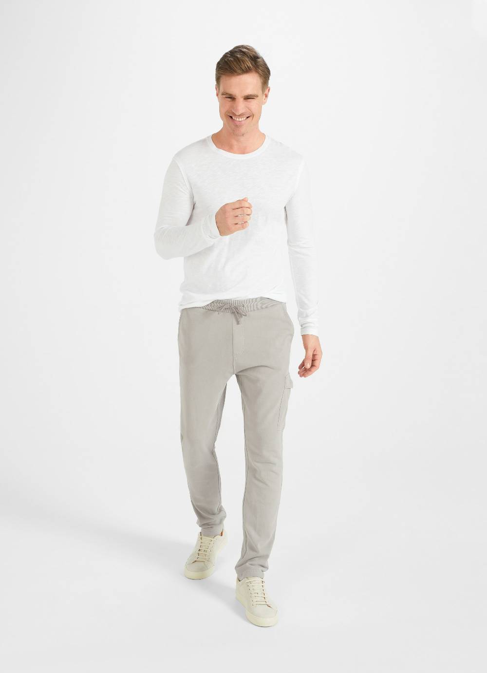Juvia Cargo - Sweatpants Preisnachlass