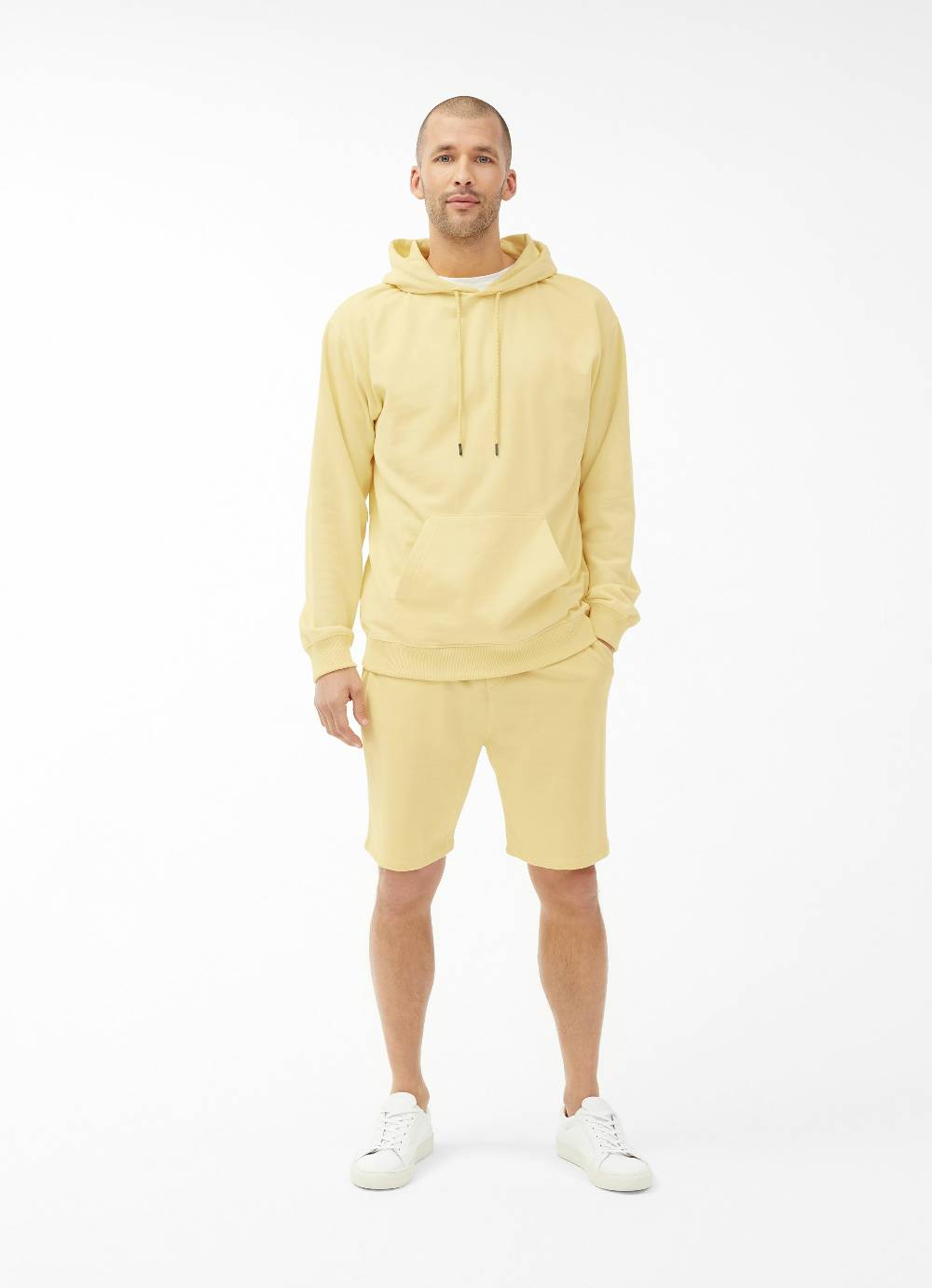 Juvia Hoodie Speichern exportieren