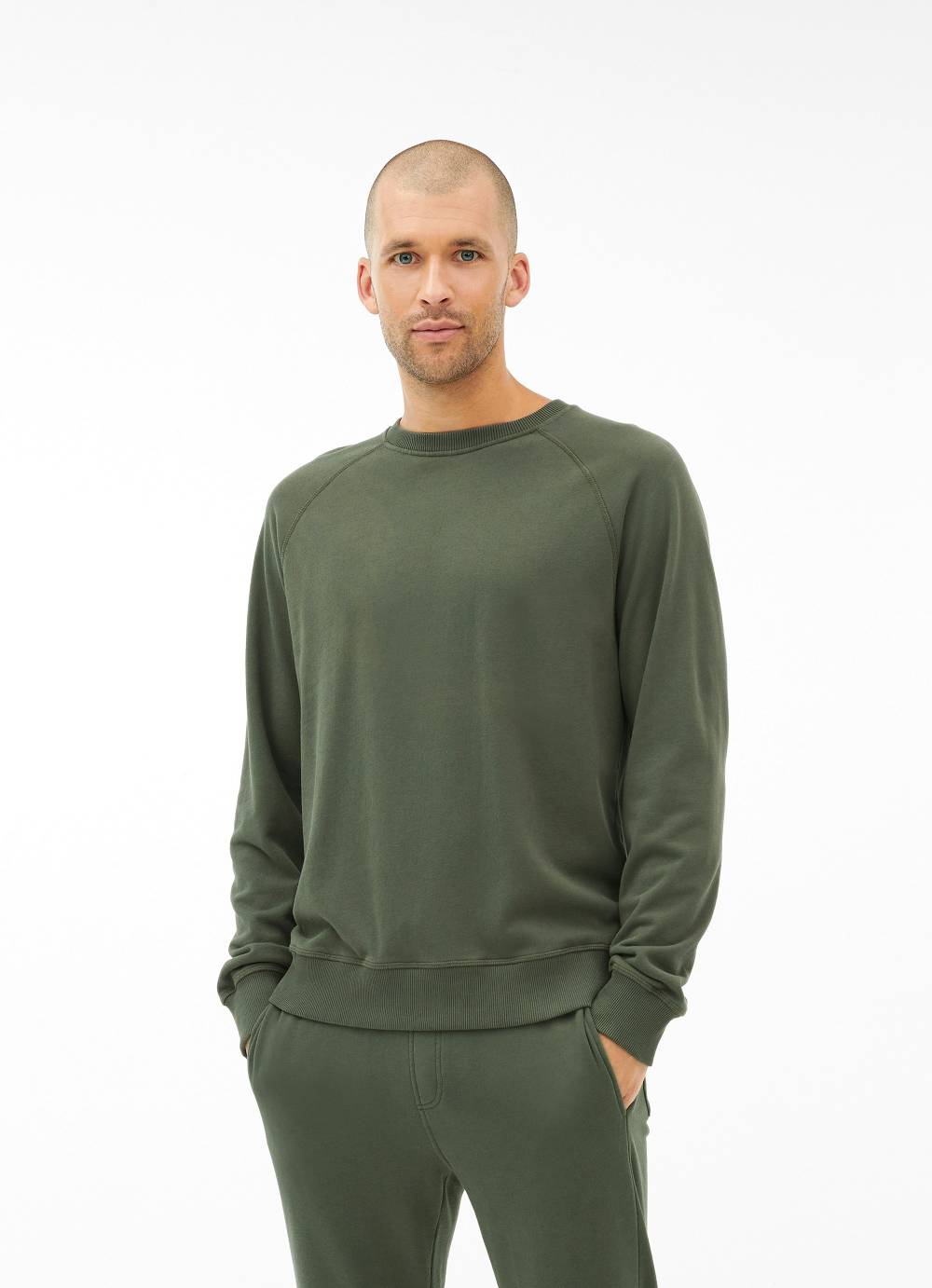 Juvia Sweatshirt 2025