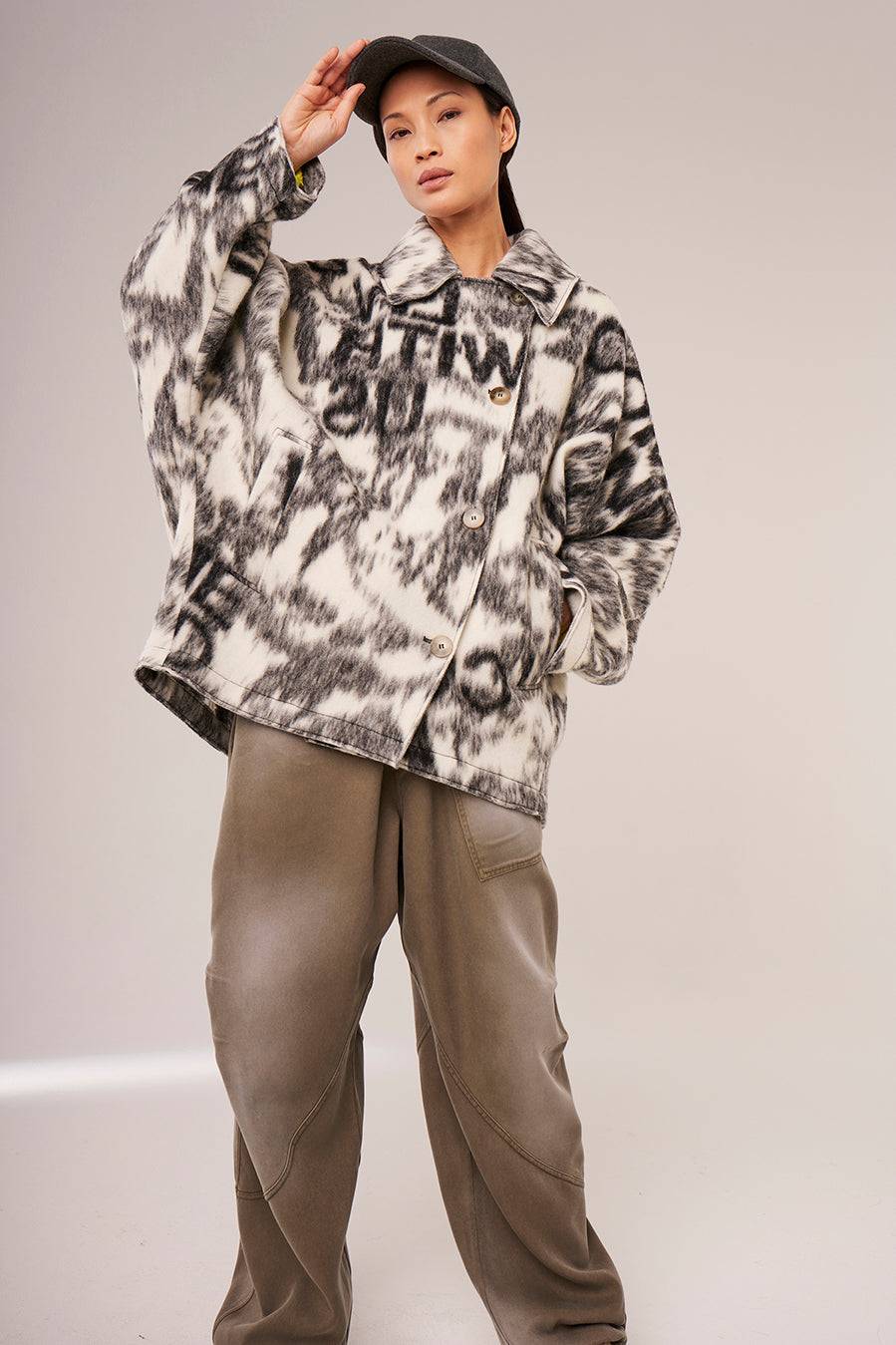 Liv Bergen Hose Tencel in army Im Verkauf