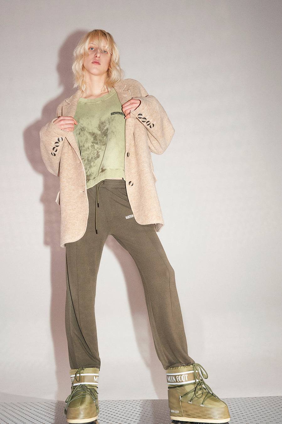 Liv Bergen Oversized Jacke "THAT DON'T IMPRESS ME MUCH" in sand Bis zu 60% Rabatt