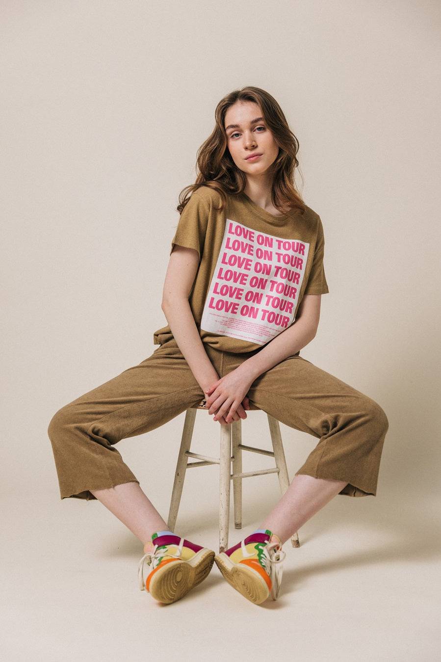 Liv Bergen T-Shirt LOVE ON TOUR in hazelnut Speichern exportieren