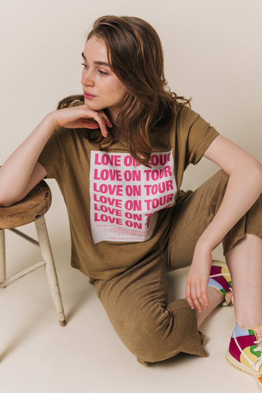 Liv Bergen T-Shirt LOVE ON TOUR in hazelnut Speichern exportieren