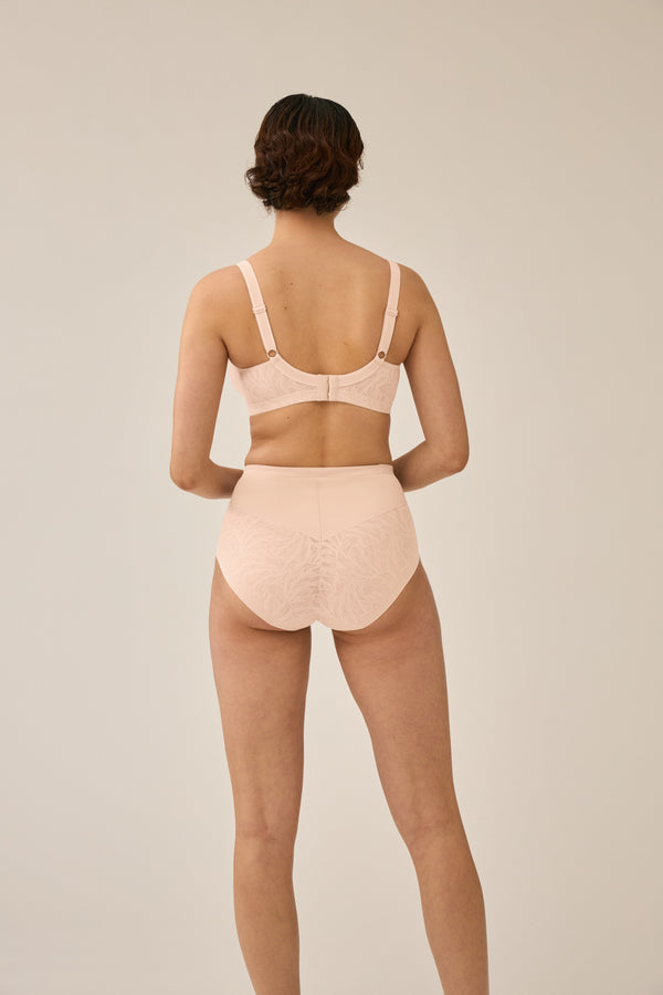 Naturana Minimizer und Side Smoother BH mit Spitze - Light Beige 50% Rabatt für begrenzte Zeit