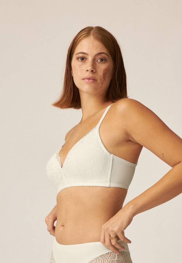 Naturana Soft-BH mit Schale und Spitze - Ecru Fabrik Onlineshop