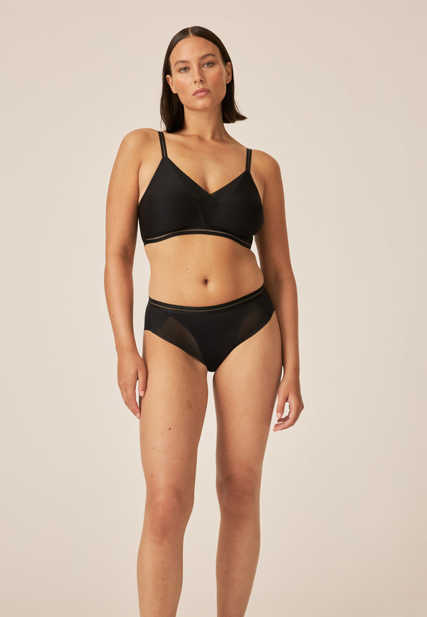 Naturana Clean Cut Slip mit Mesh-Details - Schwarz Tägliche Deals