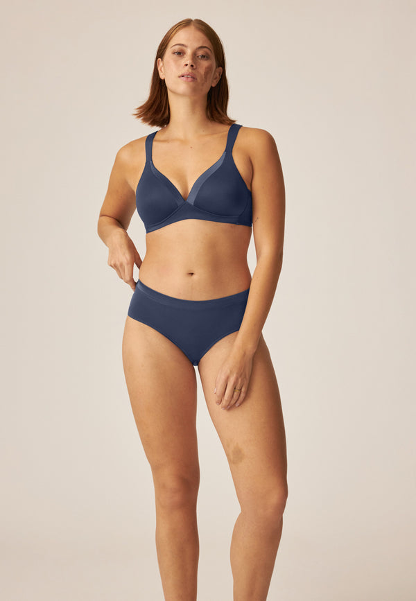 Naturana Softer Slip mit Glanzband - Navy Sonderangebote