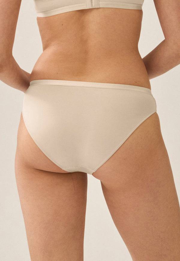 Naturana Slip - Light Beige Sonderangebot der Fabrik