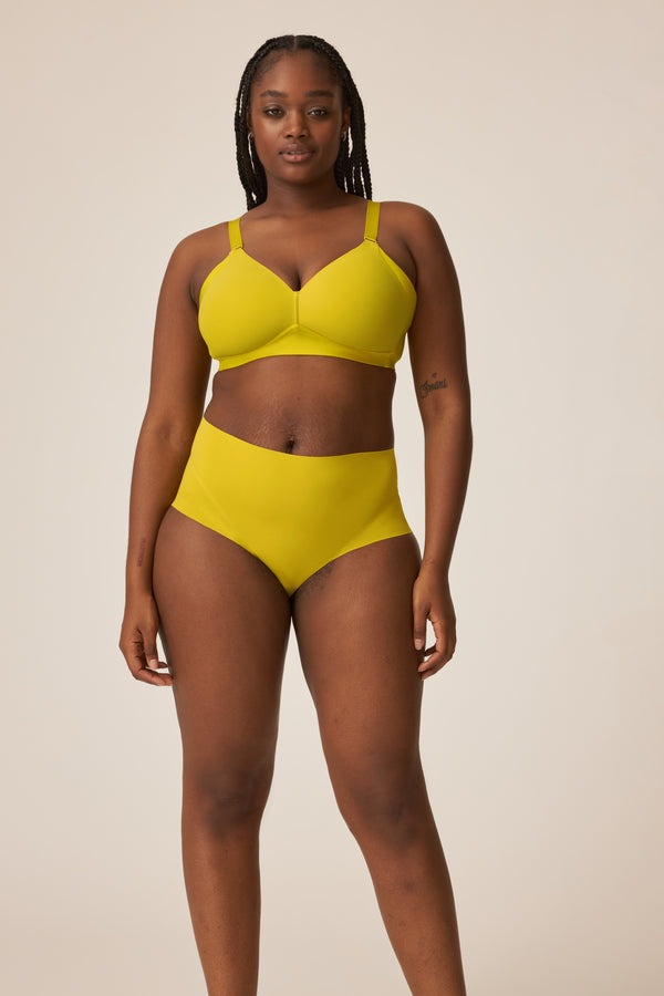 Naturana High Waist Slip mit leichtem Shape-Effekt - Golden Olive Begrenztes Angebot