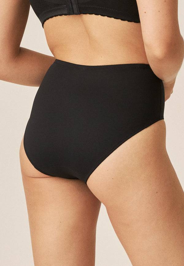 Naturana Minimizer Slip - Schwarz Lagerräumung