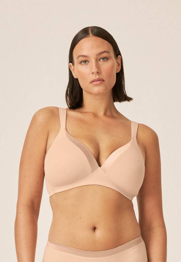 Naturana Bügelloser BH mit Schale und Glanzband - Light Beige Exklusive Angebote