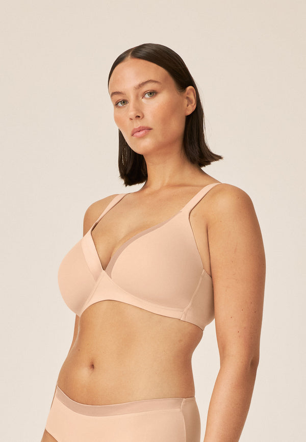 Naturana Bügelloser BH mit Schale und Glanzband - Light Beige Exklusive Angebote