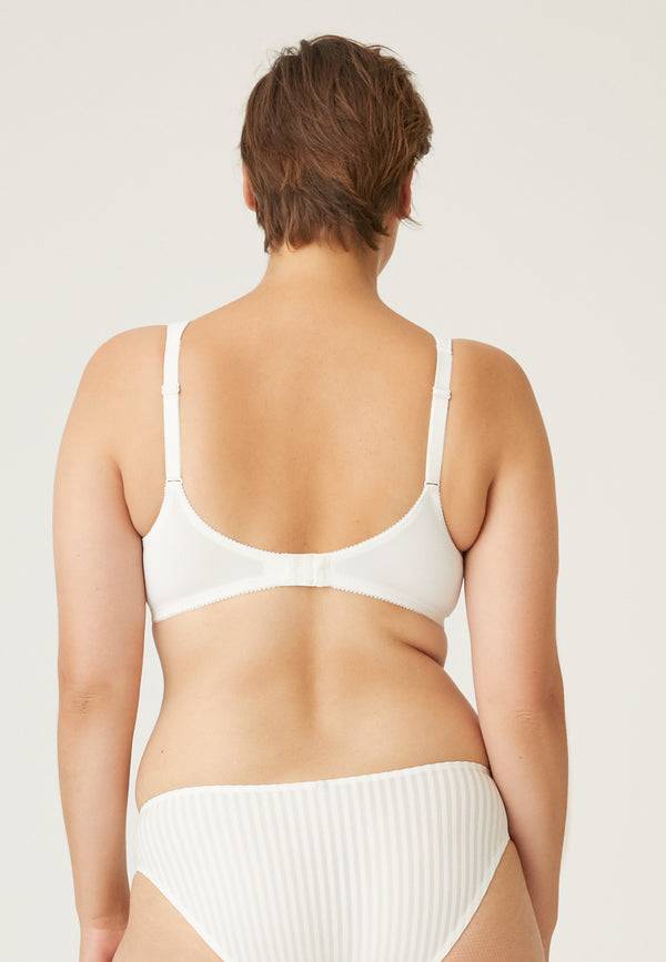 Naturana Soft-BH mit Schale und Entlastungsträgern - Champagner Begrenzte Freigabe