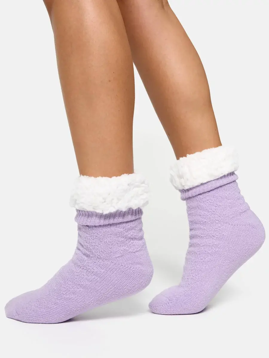 Nur Die Flausch Socke - flieder - Größe 40-41 Begrenzt auf 3 Tage