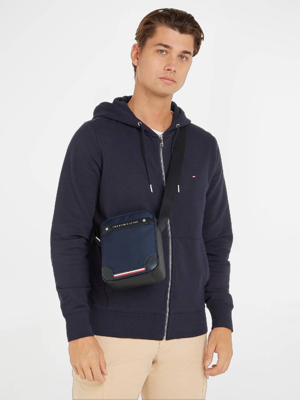 Tommy Hilfiger Central Mini Reporter Tasche Günstig kaufen