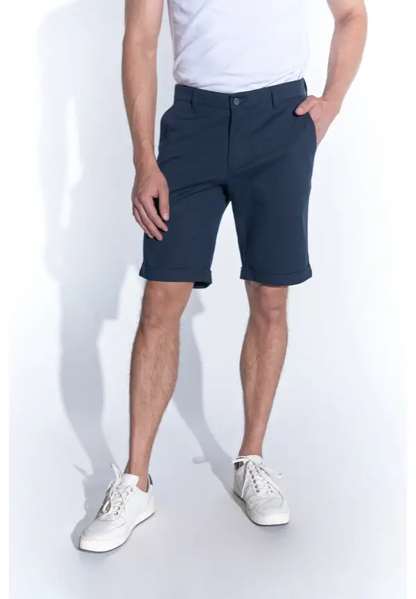 Steffen Klein Chino Shorts in Marine Lagerräumung