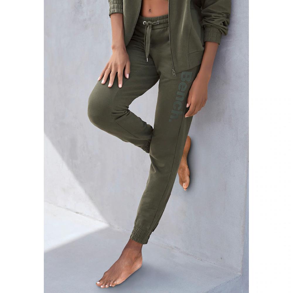 Bench. Loungewear Homewearhose mit Reißverschluss Taschen Loungeanzug Osterangebot