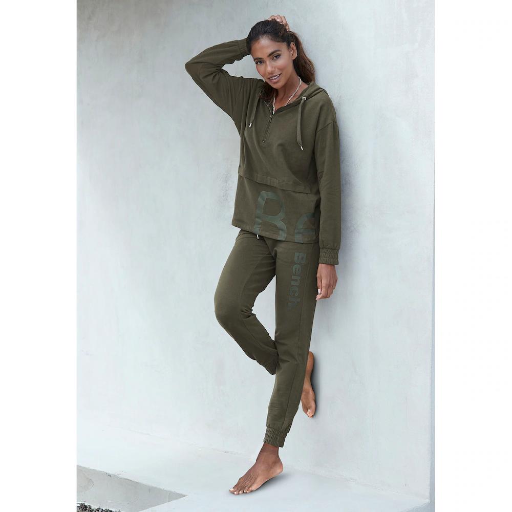 Bench. Loungewear Homewearhose mit Reißverschluss Taschen Loungeanzug Osterangebot