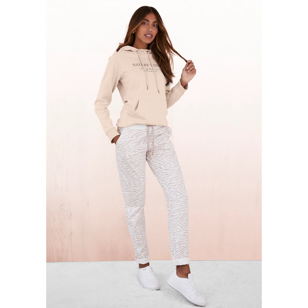 LASCANA Hoodie mit Kängurutasche Loungeanzug Verkauf