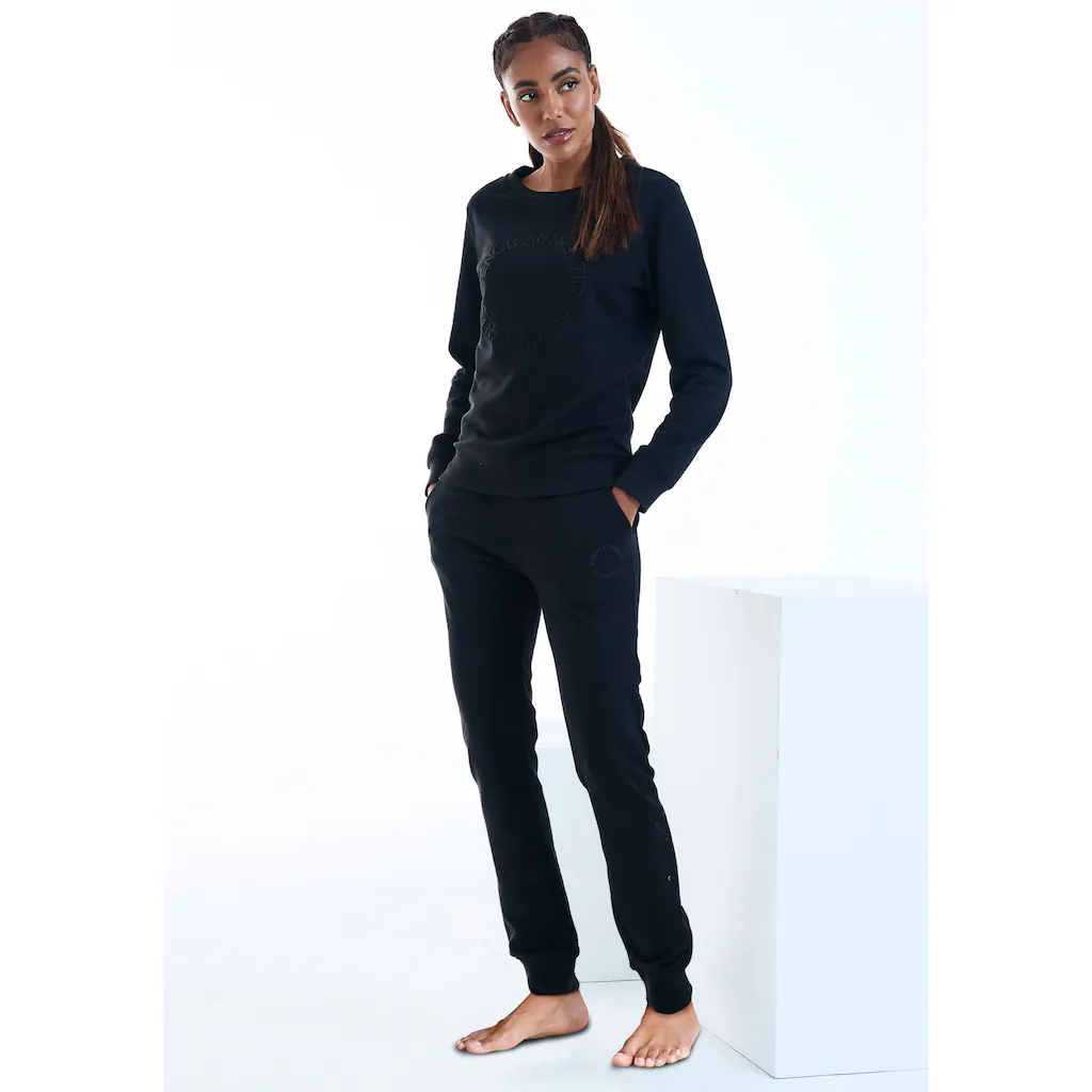 Bench. Loungewear Jogginghose mit dezenter Logostickerei Loungeanzug Auslauf