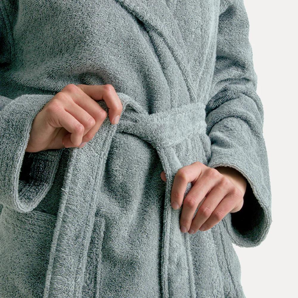 Möve Unisex-Bademantel »Superwuschel Kapuze ideal für Sauna & Spa Hotelbademantel« (1 St.) in Uni Saisonschlussverkauf
