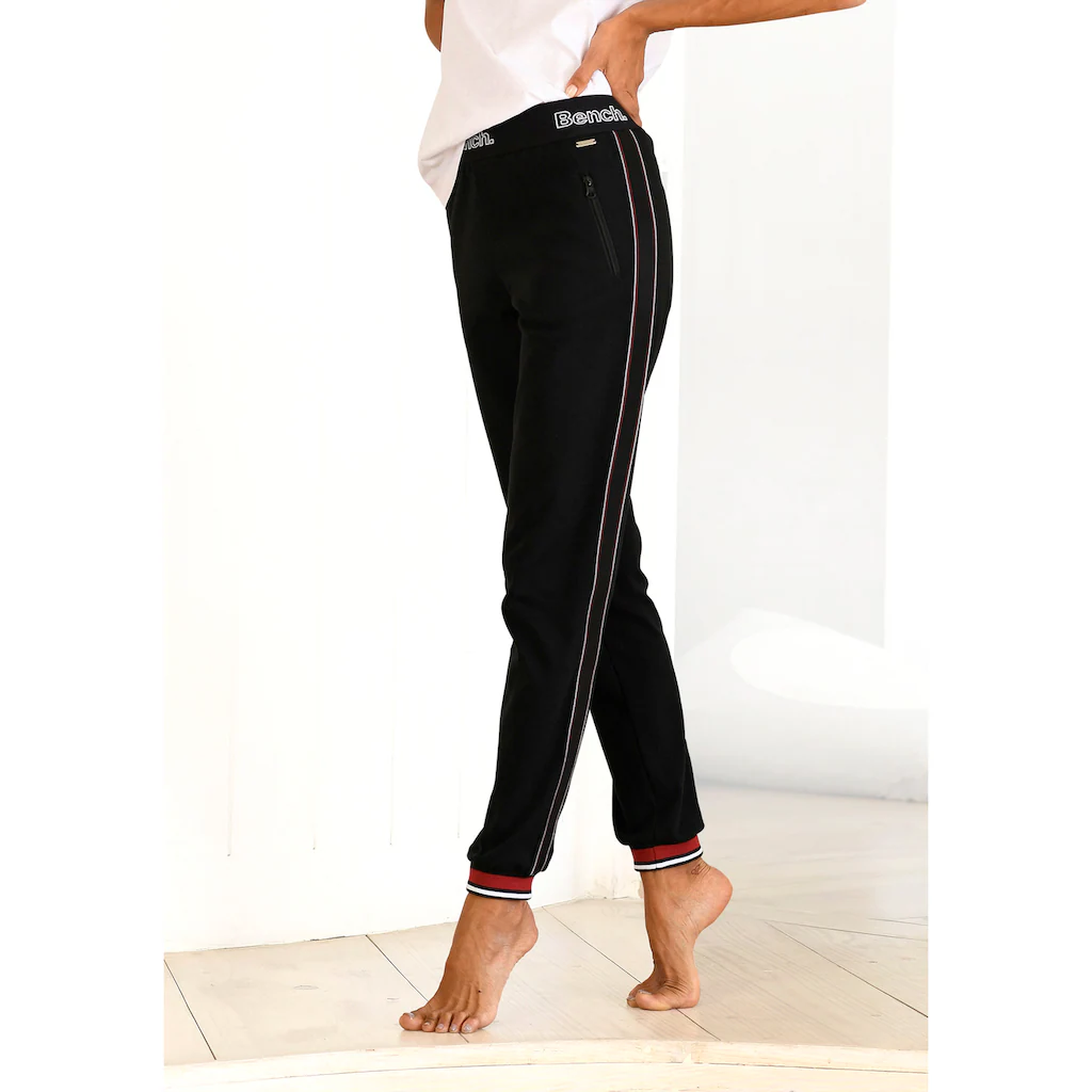 Bench. Loungewear Relaxhose mit Seitenstreifen Loungewear Loungeanzug Letzter Tag