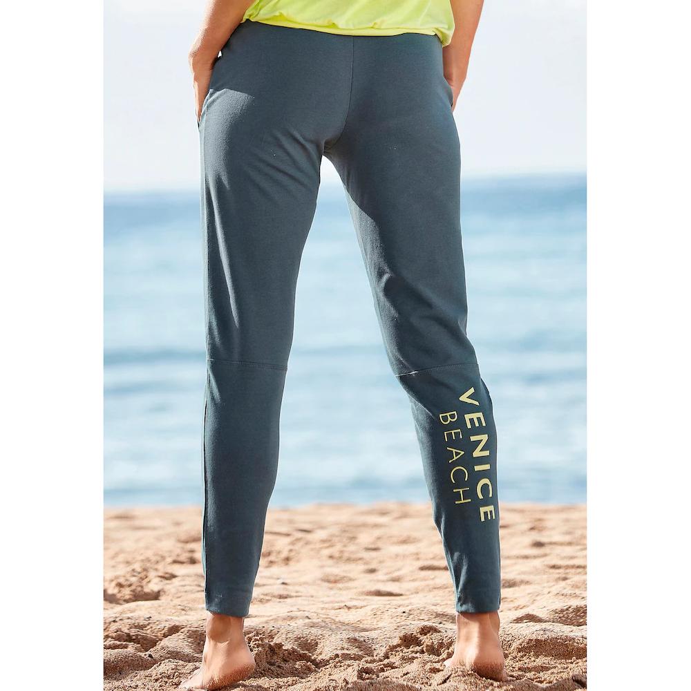 Venice Beach Sweathose mit Print am Bein und Taschen Jogginghose Relaxhose Kauf eins, bekomm eins gratis