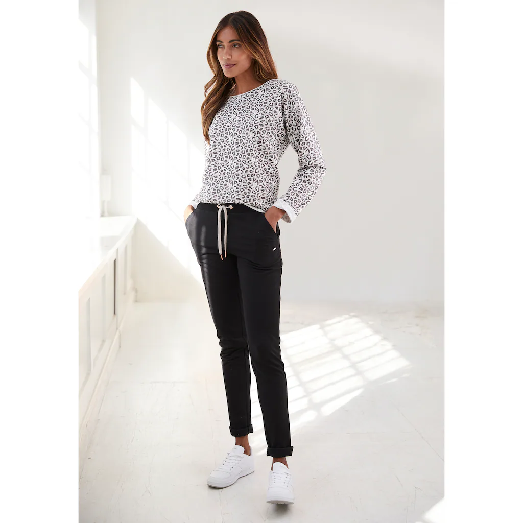 LASCANA Sweatshirt Langarmshirt in locker sitzendem Schnitt Loungewear Fabrikverkauf